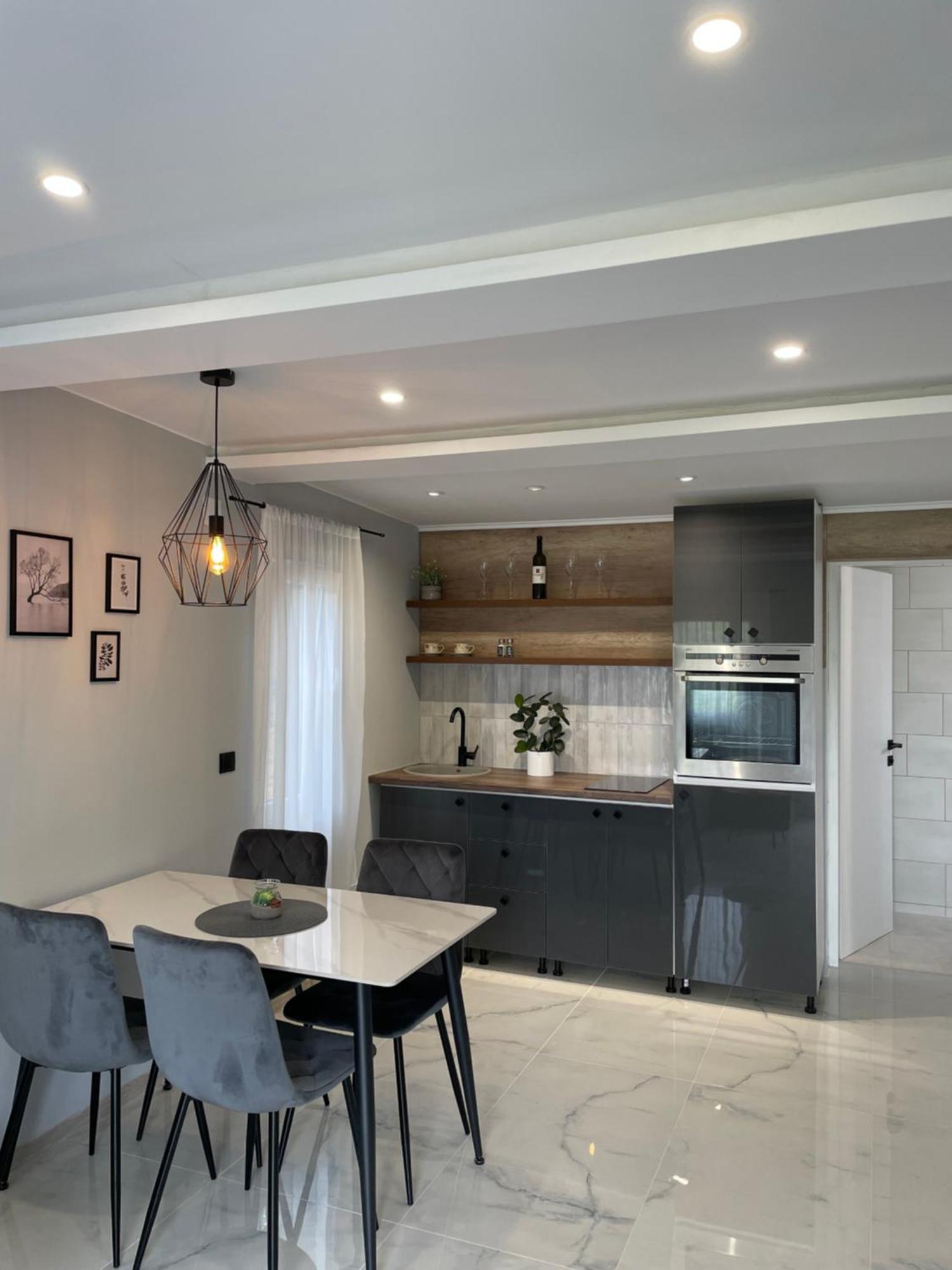 Izvor Plive 3 Villa *